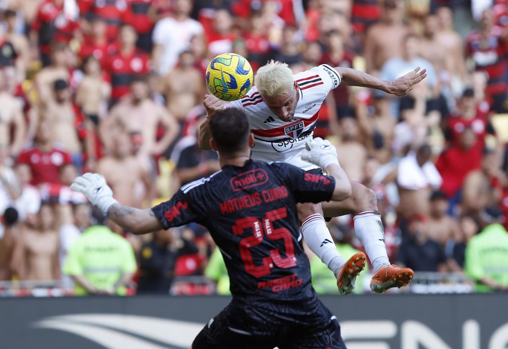 Veja prováveis escalações para São Paulo e Flamengo