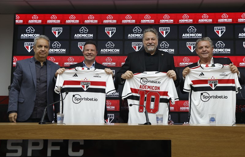 Depois de anunciar nova parceria, São Paulo vai atrás de patrocínios pontuais para final