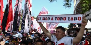 FPF reúne organizadas de São Paulo e Palmeiras para discutir torcida mista