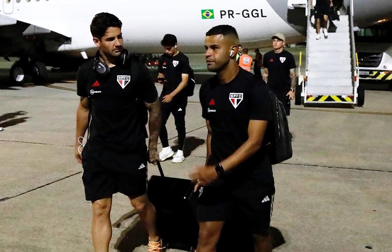 São Paulo desembarca no Rio e terá mudanças diante do Vasco