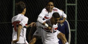 São Paulo inicia busca por vaga na final do Campeonato Paulista
