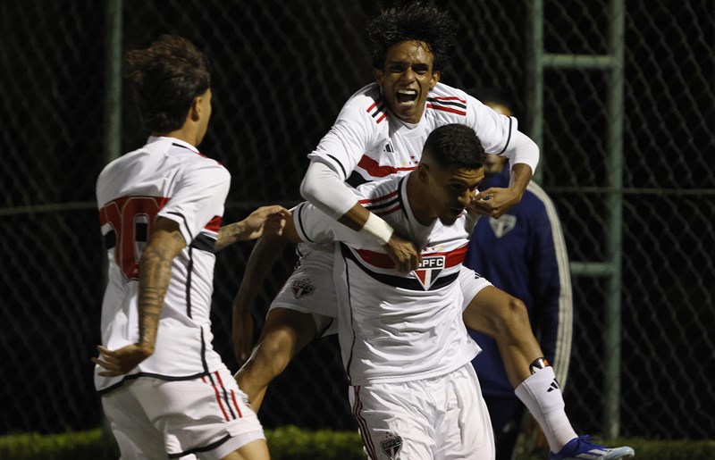 São Paulo inicia busca por vaga na final do Campeonato Paulista