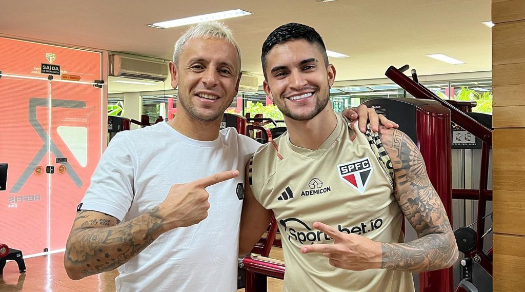 Jogador do São Paulo abre mão de férias e segue treinando no CT da Barra Funda