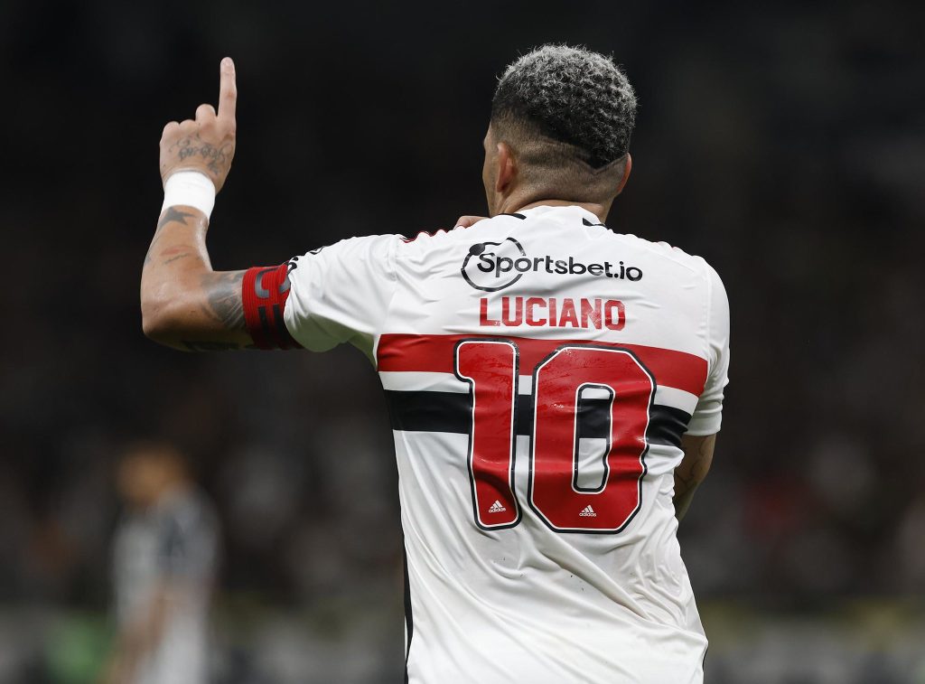 Luciano lamenta derrota do São Paulo: "desperdicei uma chance clara"