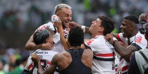Rafinha provoca Caio Paulista e rivais do São Paulo após título; veja vídeos