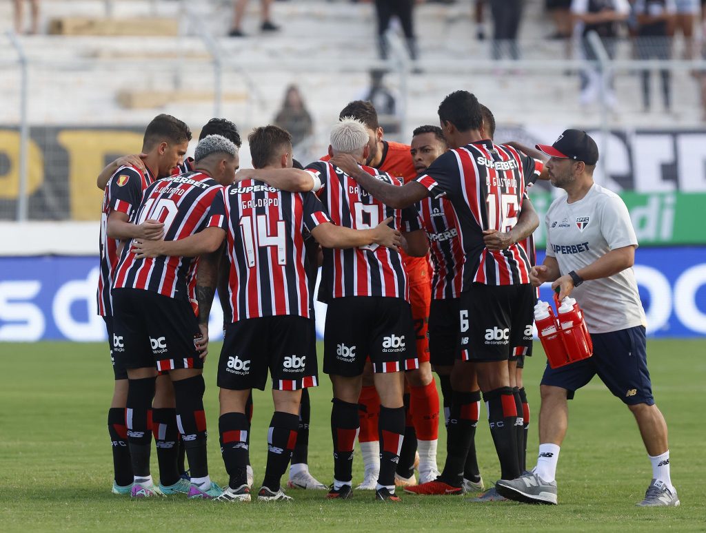 São Paulo conhece primeira derrota na temporada diante da Ponte Preta